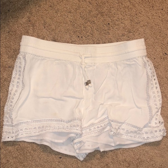 Super cute shorts for a nice vacation 🩳 😍 - Picture 1 of 6